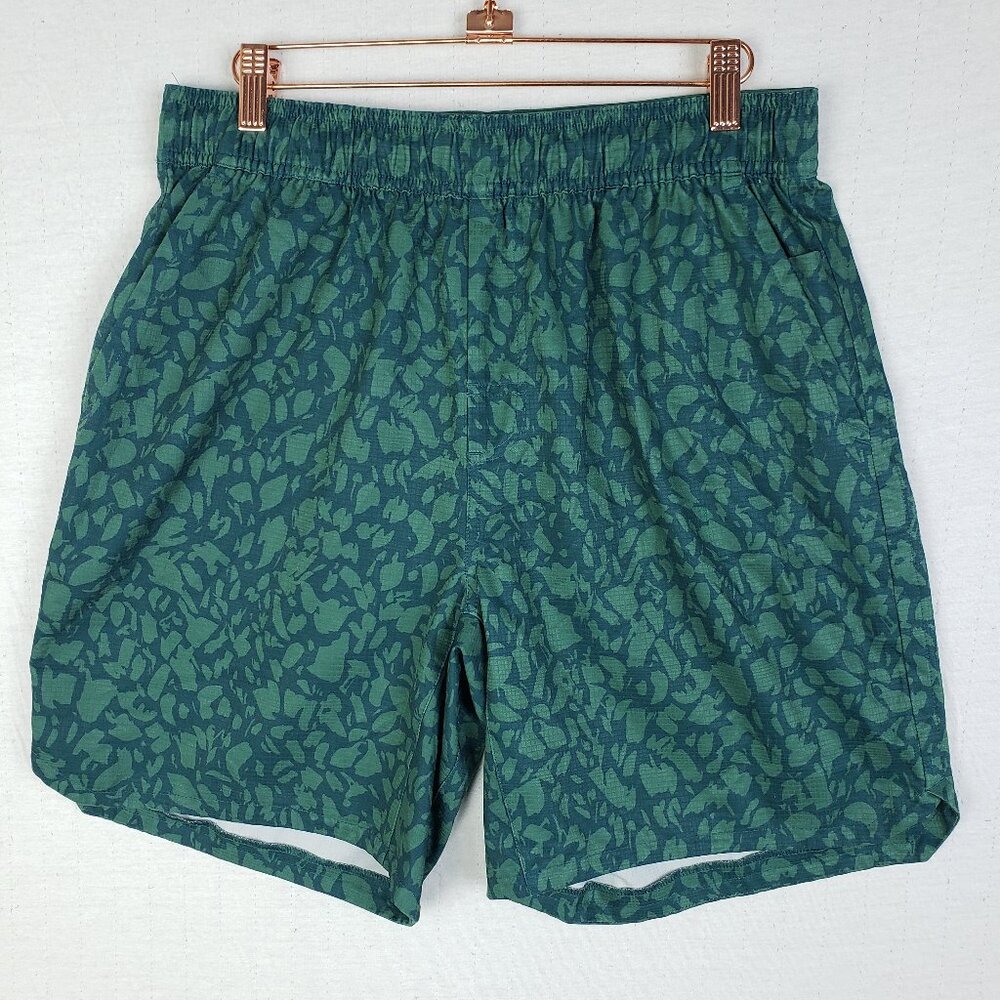Feat Allaround Athletic Shorts Polyester Spandex Green Mens size L Pockets Gym